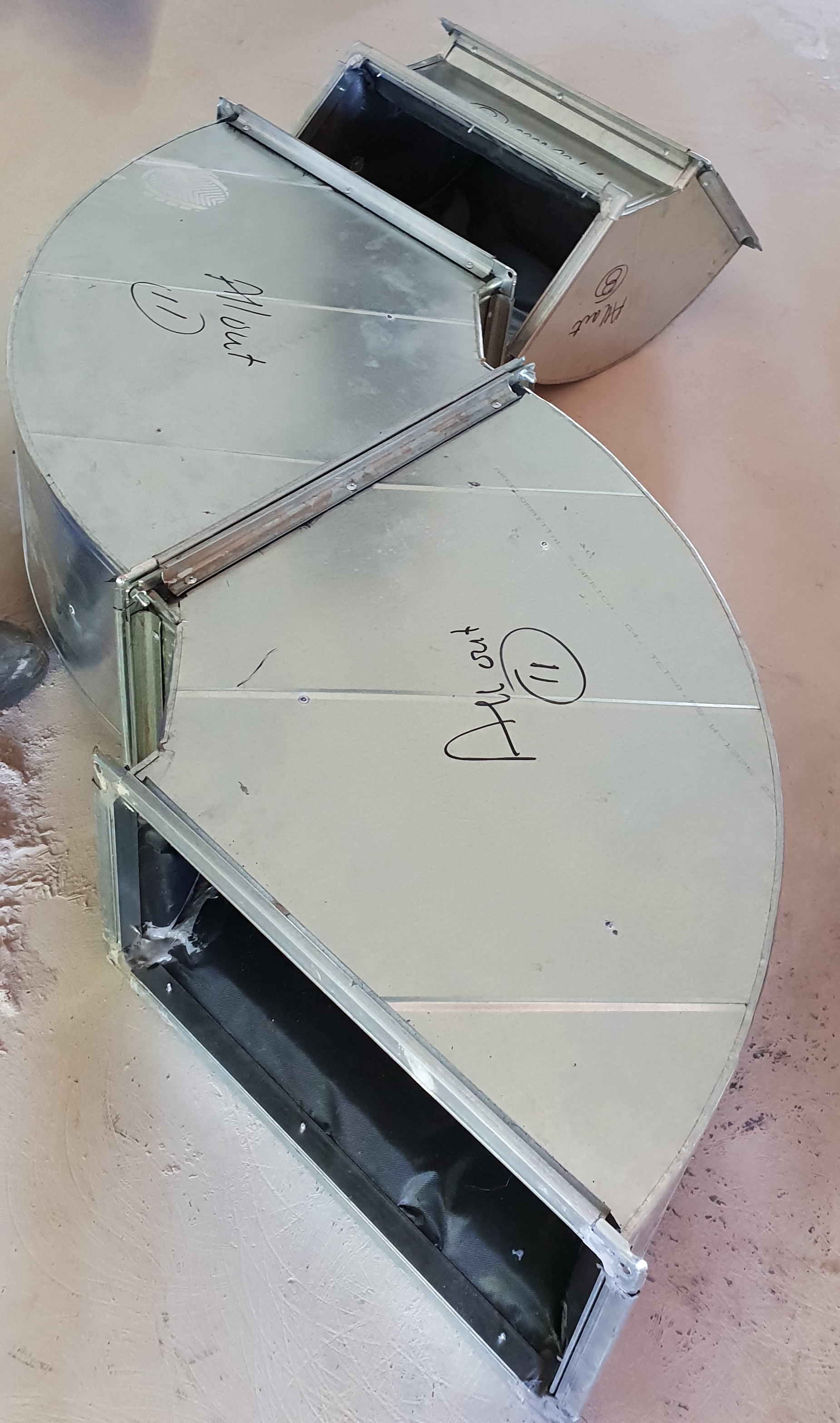 Bends ducting component